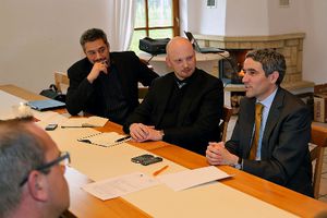 (v.l.n.r.): Dimos Gatidis und Tim Brauckmüller (beide vom Breitbandbüro des Bundes) und Dr. Stephan Harbarth MdB. (v.l.n.r.): Dimos Gatidis und Tim Brauckmüller (beide vom Breitbandbüro des Bundes) und Dr. Stephan Harbarth MdB.